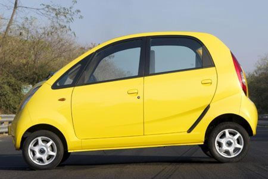  Tata Nano Luxury 2008 года  (фото 9 из 28)